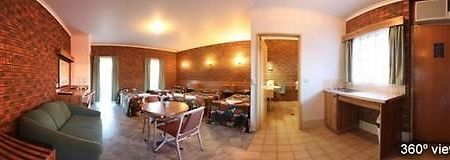 The Cottage Motor Inn Albury Cbd Exterior photo