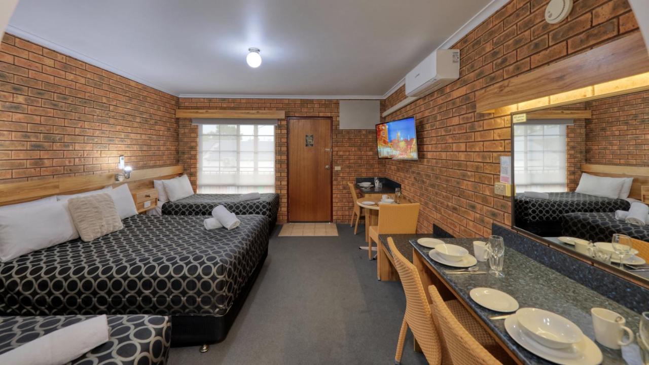 The Cottage Motor Inn Albury Cbd Exterior photo